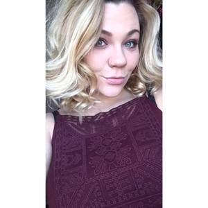 Meet your Posher, Christina