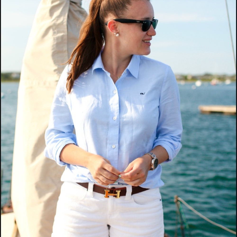 Vineyard Vines Button Down - image 1