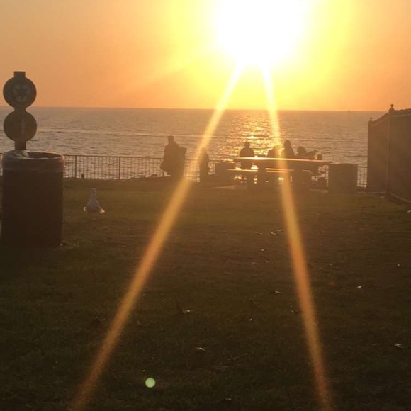 Meet your Posher - Picture 1 of 1