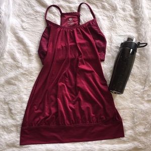 Small Old Navy workout Tank Beautiful Color 🌟