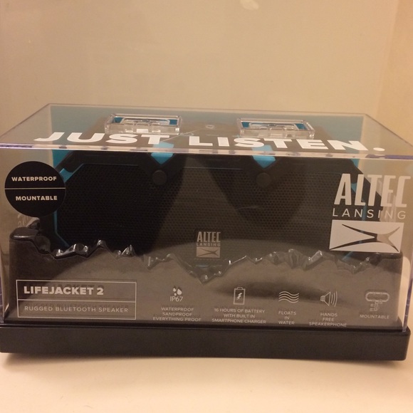 Waterproof/Mountable Rugged Bluetooth Speaker - Picture 3 of 4