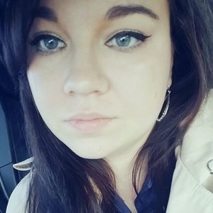 Meet your Posher, Kacey