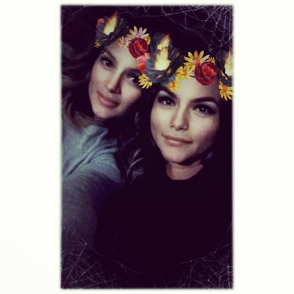 Meet your Posher, Mrss - Picture 1 of 1