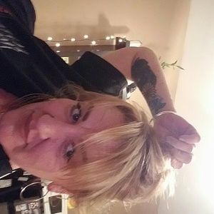 Meet your Posher, Sheri