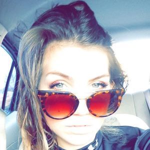 Meet your Posher, Alexandra