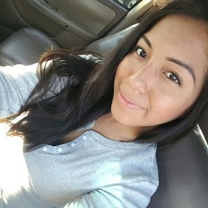 Meet your Posher, Nayeli