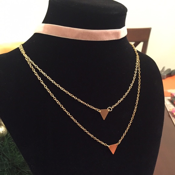 Blush Pink Velvet Choker 💕 - Picture 4 of 4