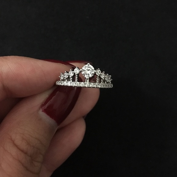 Princess Tiara Ring - Picture 3 of 4