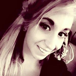 Meet your Posher, Buffy