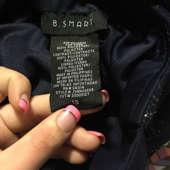 Dress - Picture 4 of 4