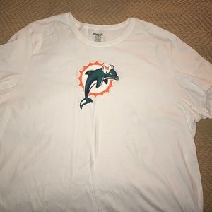 NWOT Reebok Miami Dolphins T-Shirt short sleeved