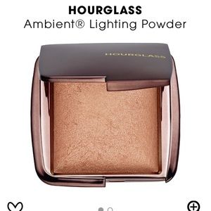 Hourglass Ambient Lighting Powder in Radiant Light