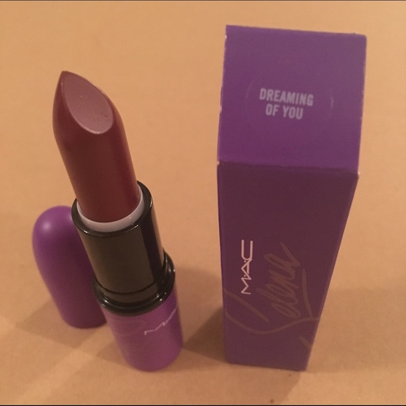 MAC DREAMING OF YOU LIPSTICK