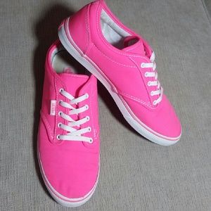 HOT PINK VANS SIZE : 6.5