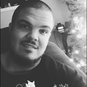 Meet your Posher, Joshua