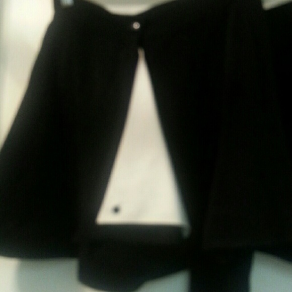 Suit - Picture 2 of 4