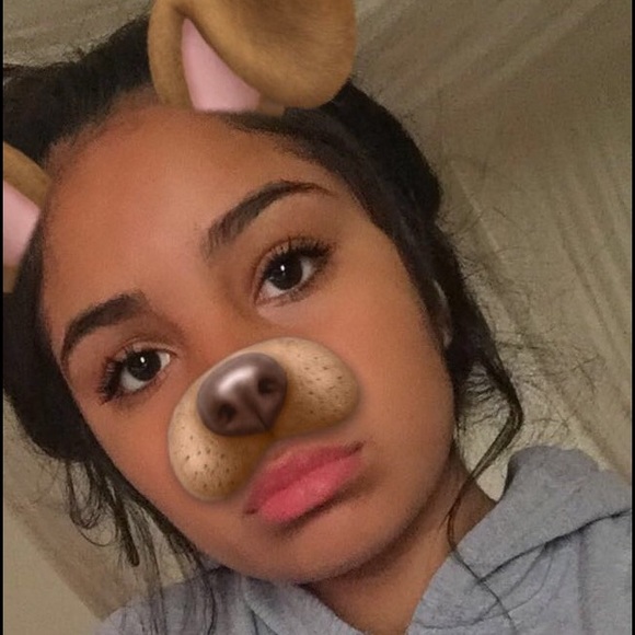 Meet your Posher, Evelyn - Picture 1 of 1