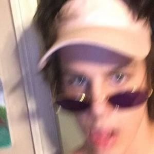 Meet your Posher, Cole