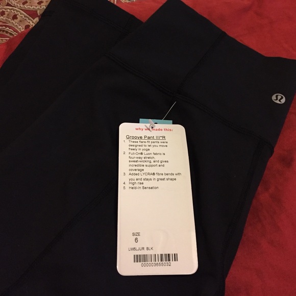 NWT lululemon groove pant iii size 6