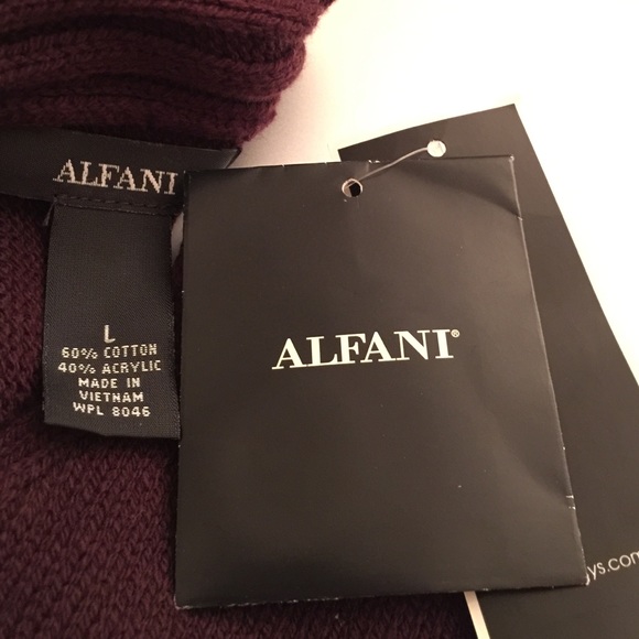 SOLD Alfani Ribbed Cardigan (Maroon) - Picture 3 of 3