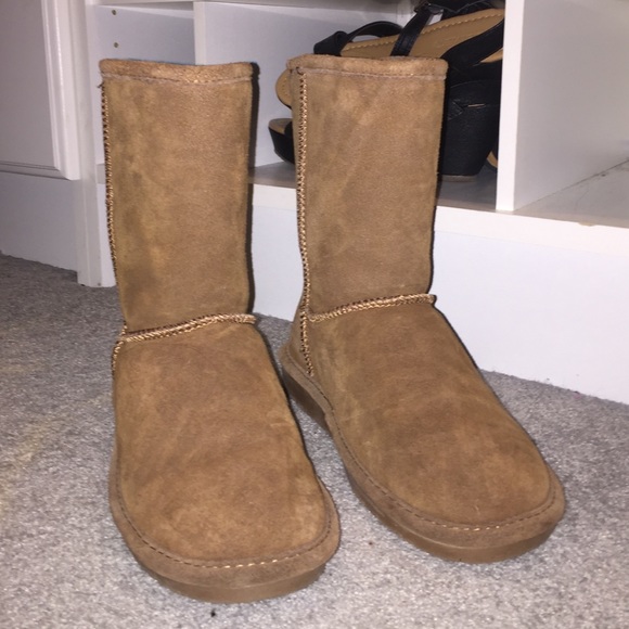 bear paw boots, the "ugg" style