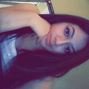 Meet your Posher, Claudia