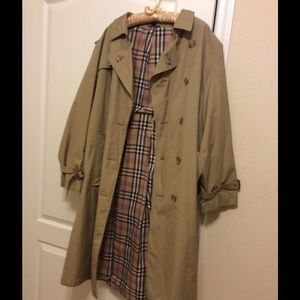 Plus size women's trench coat