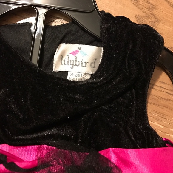 EUC LILYBIRD BLACK/FUCHSIA DRESS WITH BLACK TULLE - Picture 3 of 4
