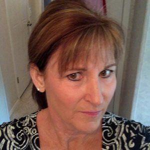 Meet your Posher, Debora