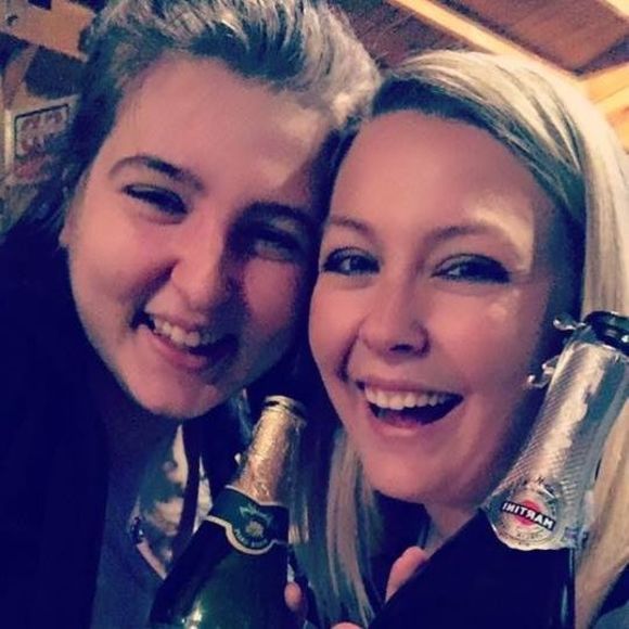 Meet your Posher, Linsey - Picture 1 of 1