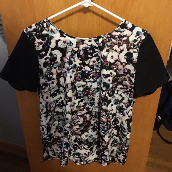 Silky Flower Pattern Short Sleeve Blouse