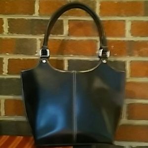 Wilson black leather purse