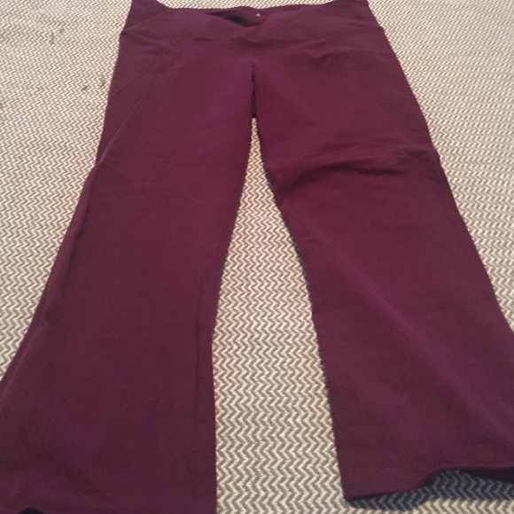 Athleta power Ananda Capri