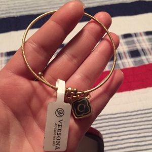 Versona "C" bracelet