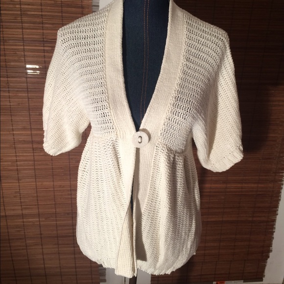 Super Cute Sweater! Large