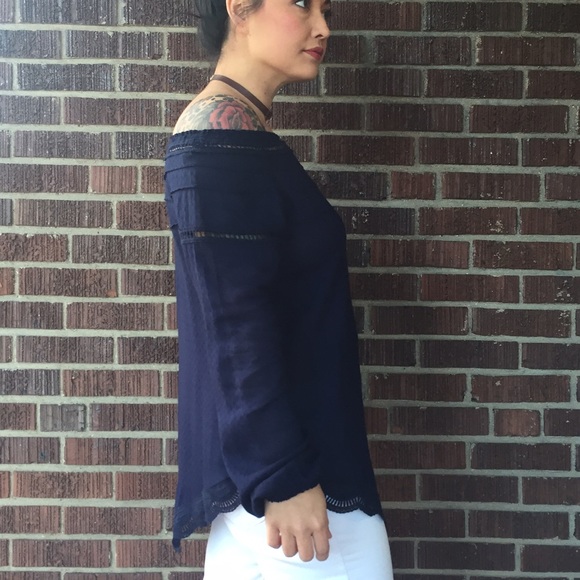 Only SM & LG!  FINAL PRICE Off The Shoulder Top - Picture 4 of 4