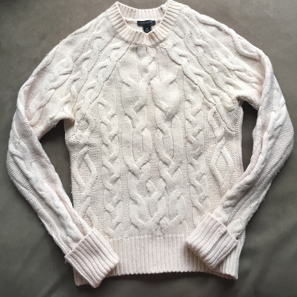 Ann Taylor cream cable knit crew neck sweater