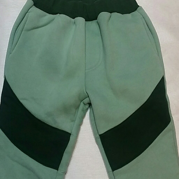 SALE***Green Warm Sweatpants. KIDS   :) - Picture 2 of 4