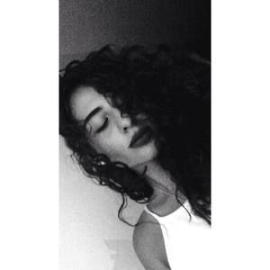 Meet your Posher, Lia sophia