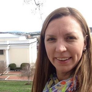 Meet your Posher, Laurie