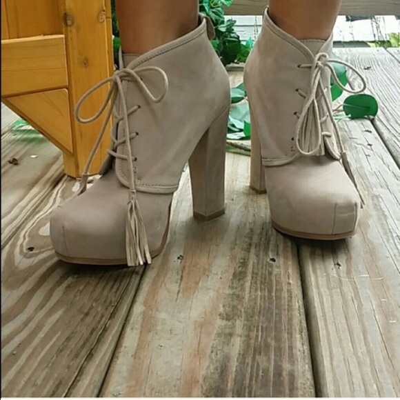 Steve Madden booties