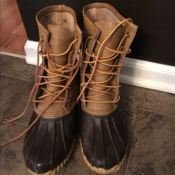 American Eagle Outfitters Shoes - AE Duck Boots