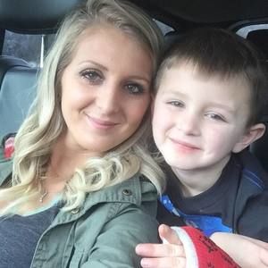 Meet your Posher, Ashley