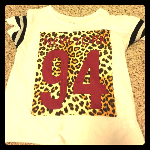 Top - Picture 1 of 1