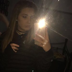 Meet your Posher, Whitley