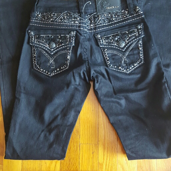 GRACE in LA jeans