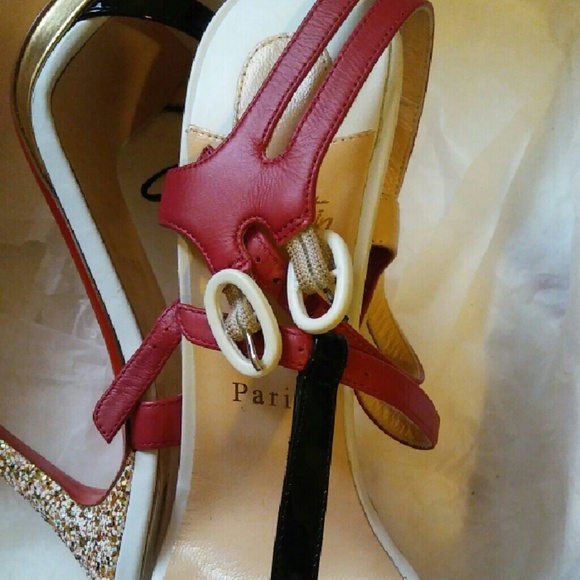 Red bottoms - Picture 3 of 4