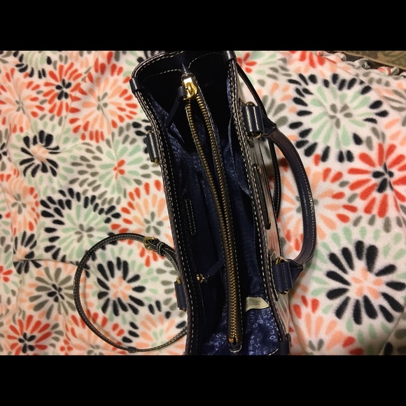 Kate Spade Small Quinn Purse - Picture 3 of 3