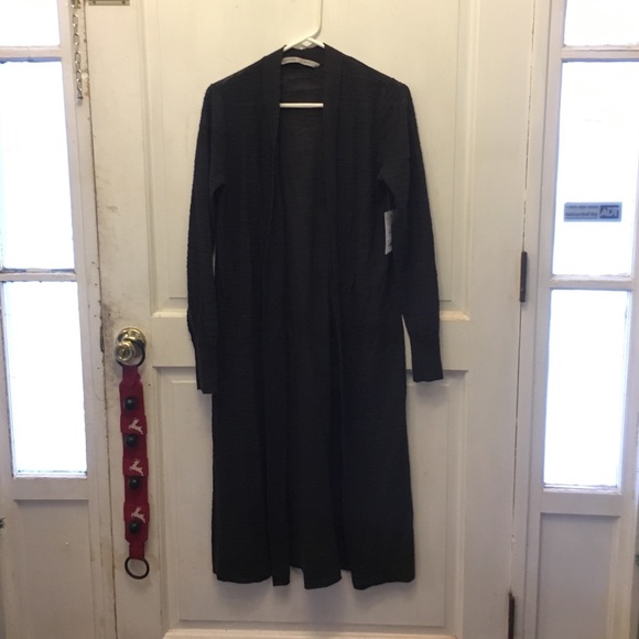 Athleta maven long wrapshal size small