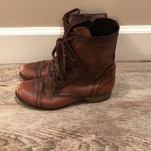 Steve Madden Troopa Boots